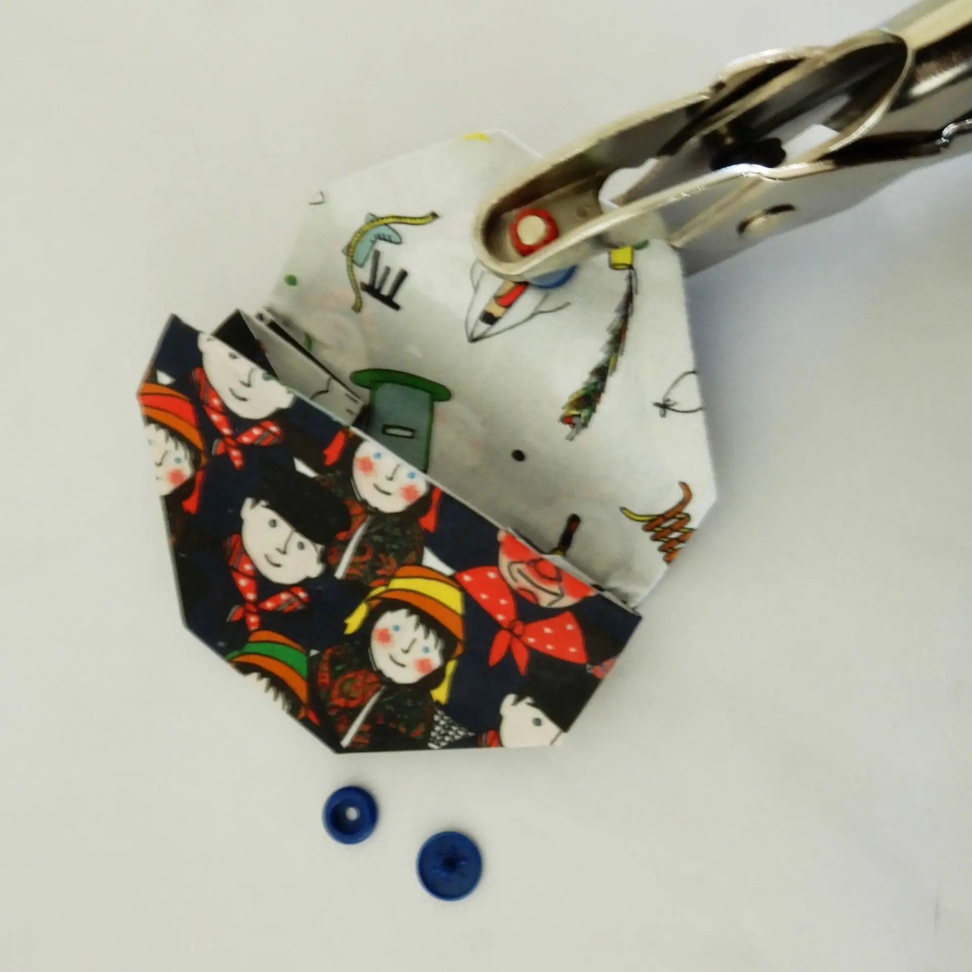 porte-monnaie origami en tissu facile à réaliser