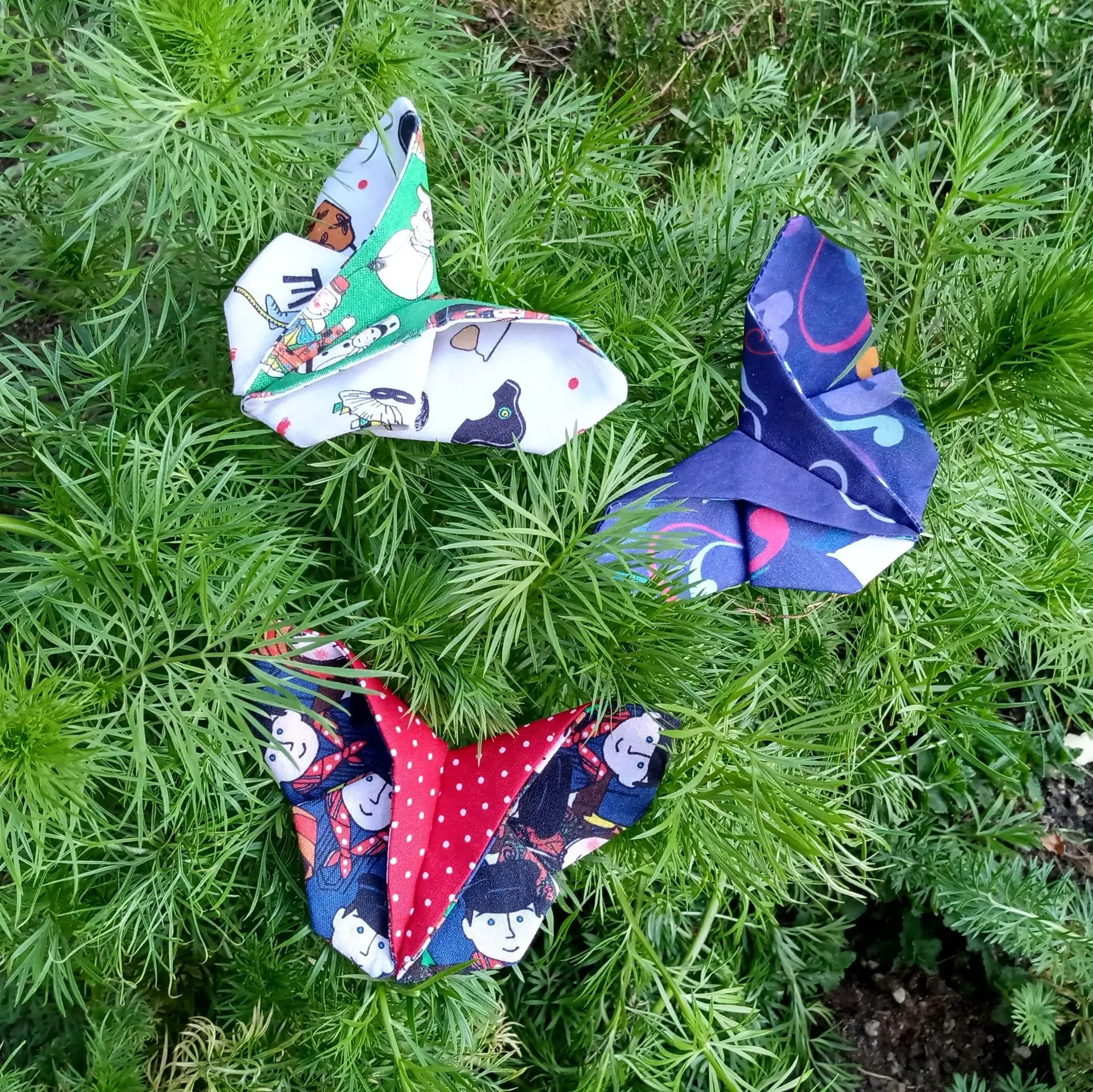 coudre mes chutes de tissus: papillons en tissus