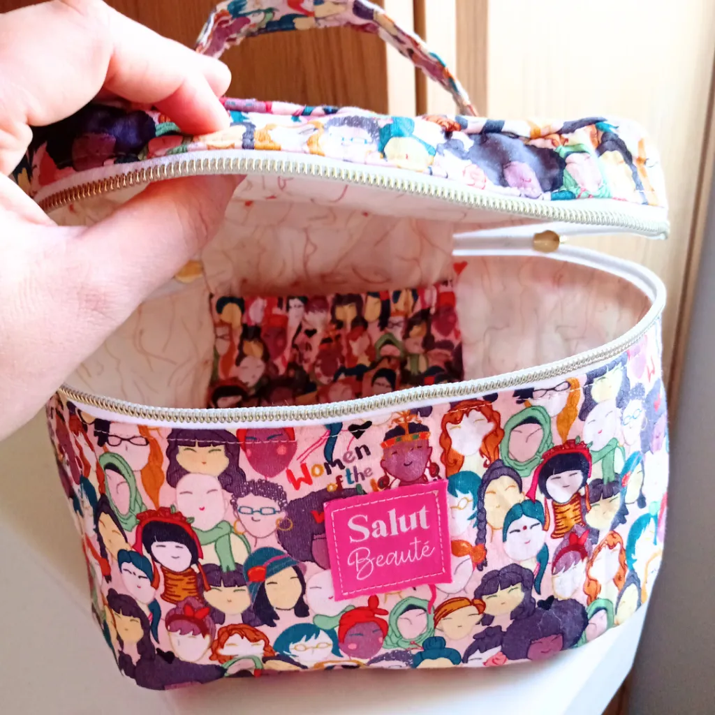 vanity bristol femmes du monde (2).webp