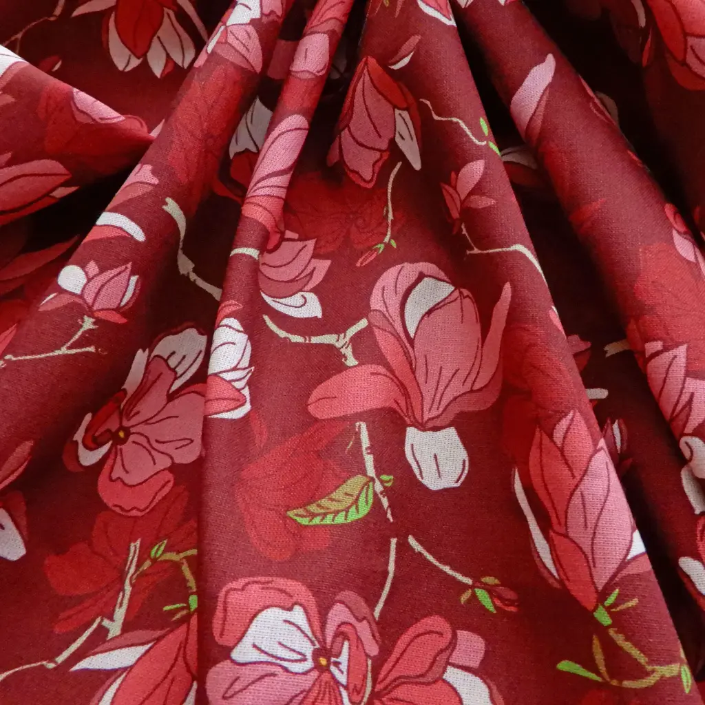 Magnolia bordeaux 1b.webp