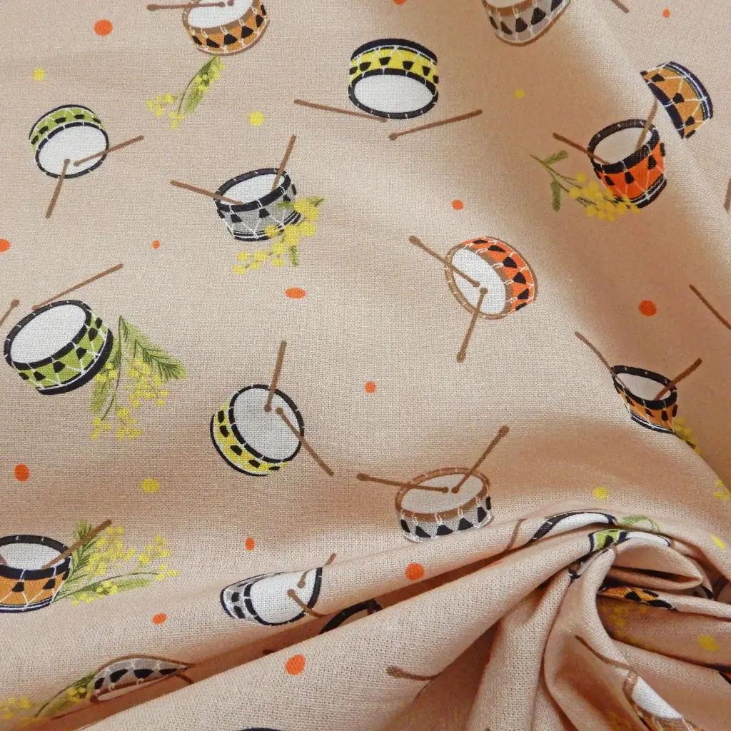 Tambours-beige-folklroe-belge-kanojo-design-2.webp