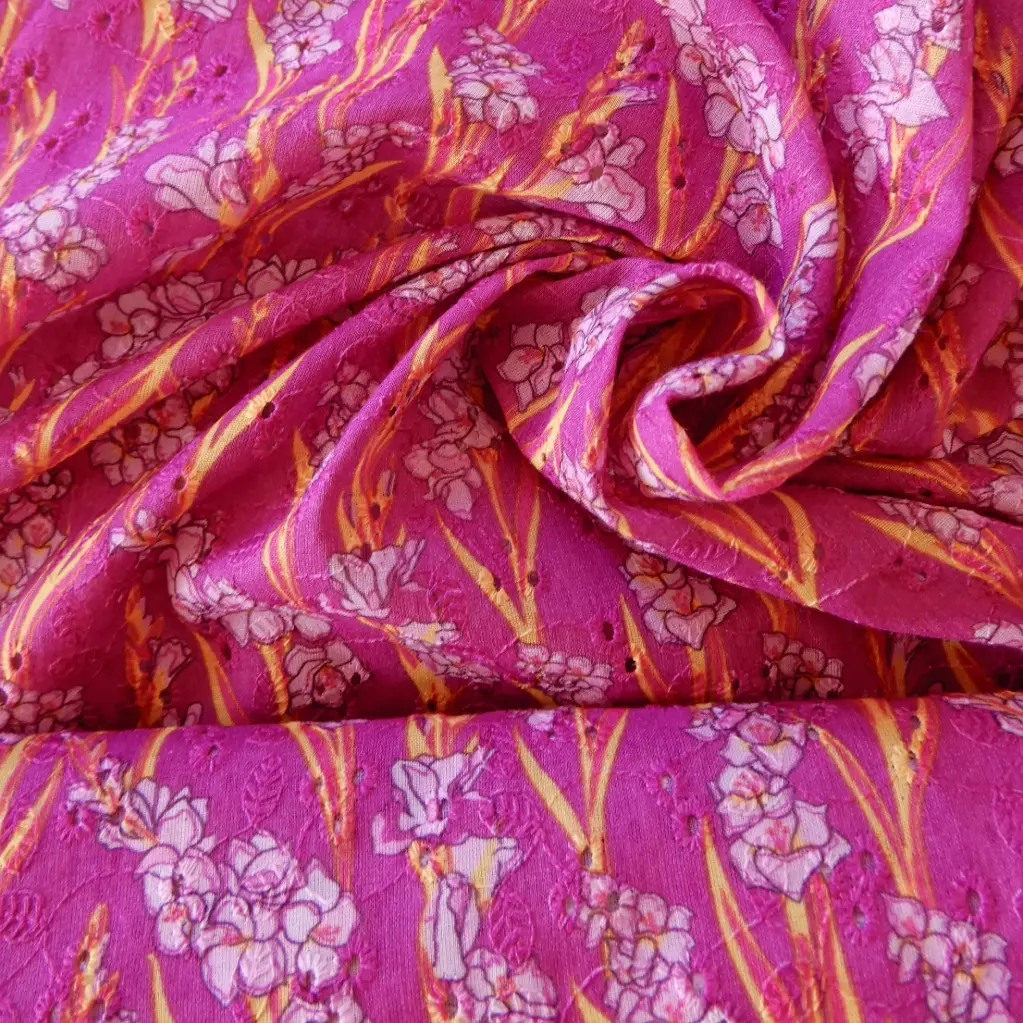 Voile de coton brodé Glaïeuls mauve et jaune