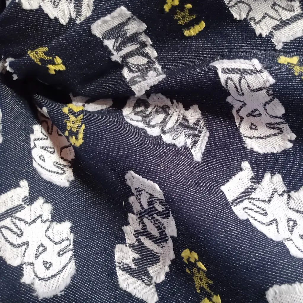 Coupon de coton Boum! Paf! noir