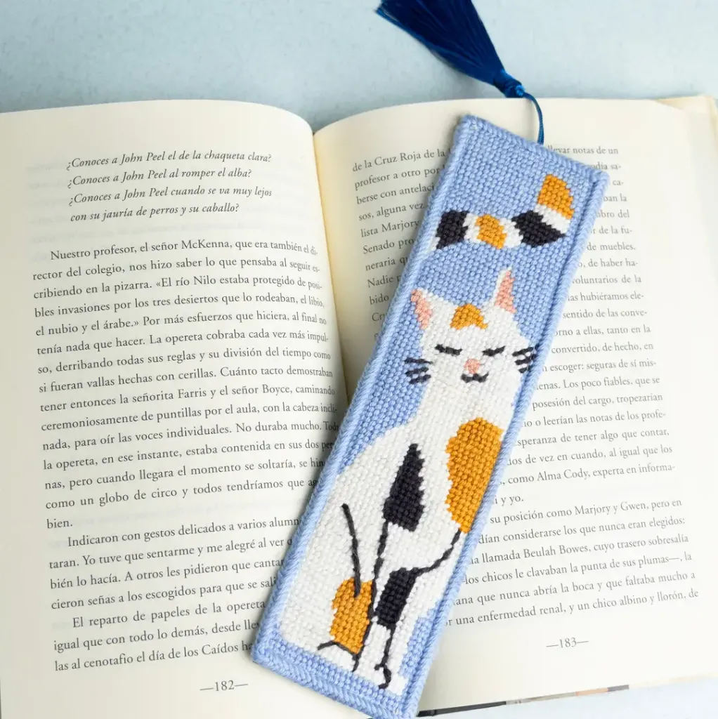 [Unwind The Great Catsby] Kit broderie canevas Marque-page Chat